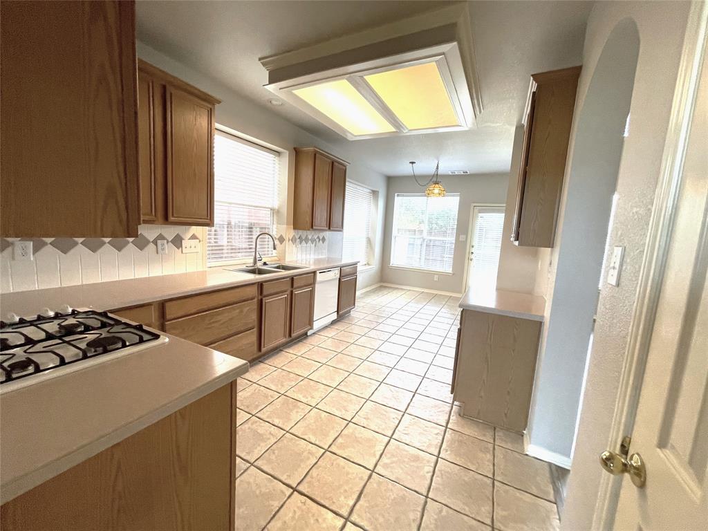 2509 Cross Haven Drive Property Photo 5