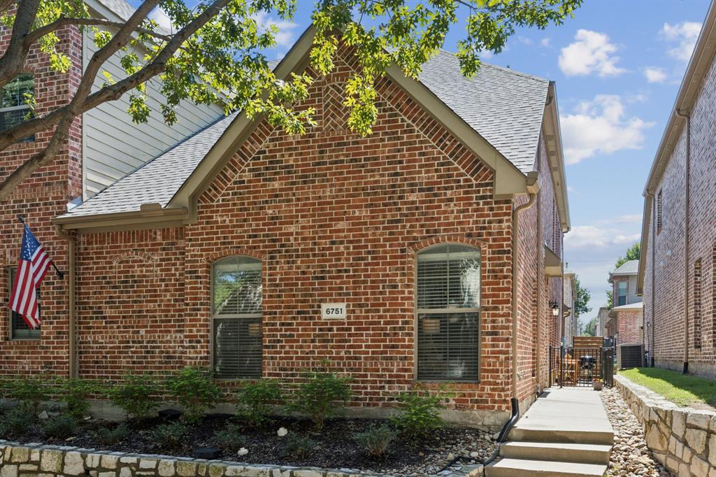 6751 Pistoia Drive Property Photo 1