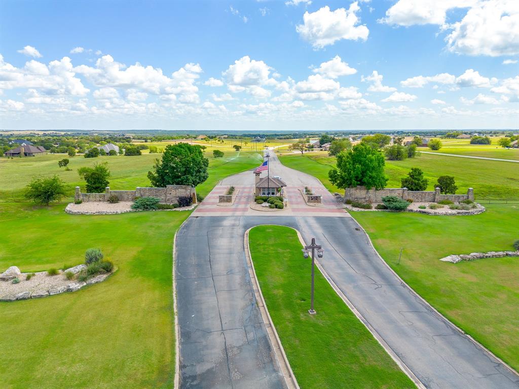 6501 Berkshire Drive Property Photo 8