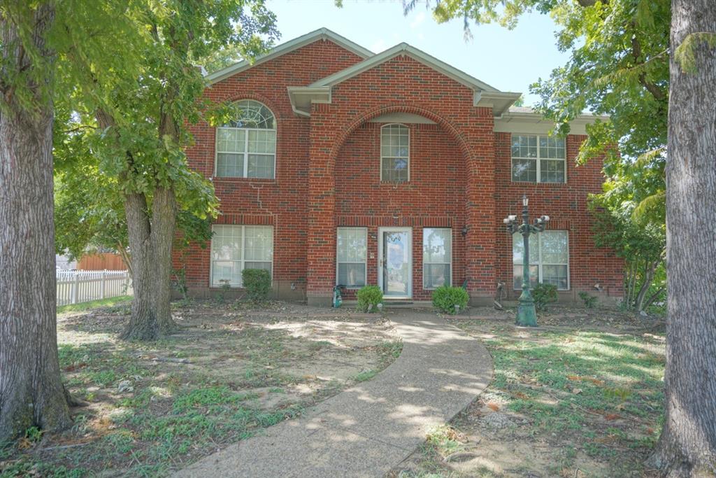 728 Violet Court Property Photo 1