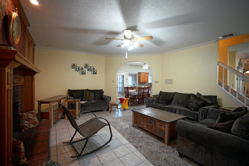 728 Violet Court Property Photo 8