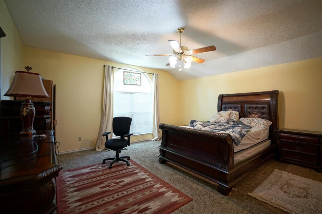 728 Violet Court Property Photo 16