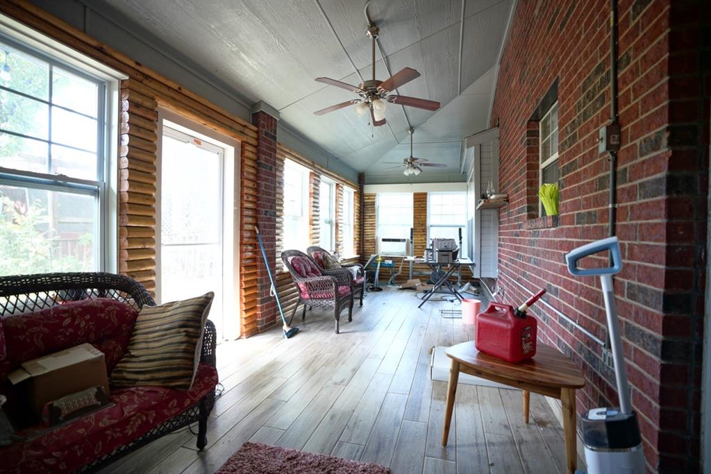 728 Violet Court Property Photo 25