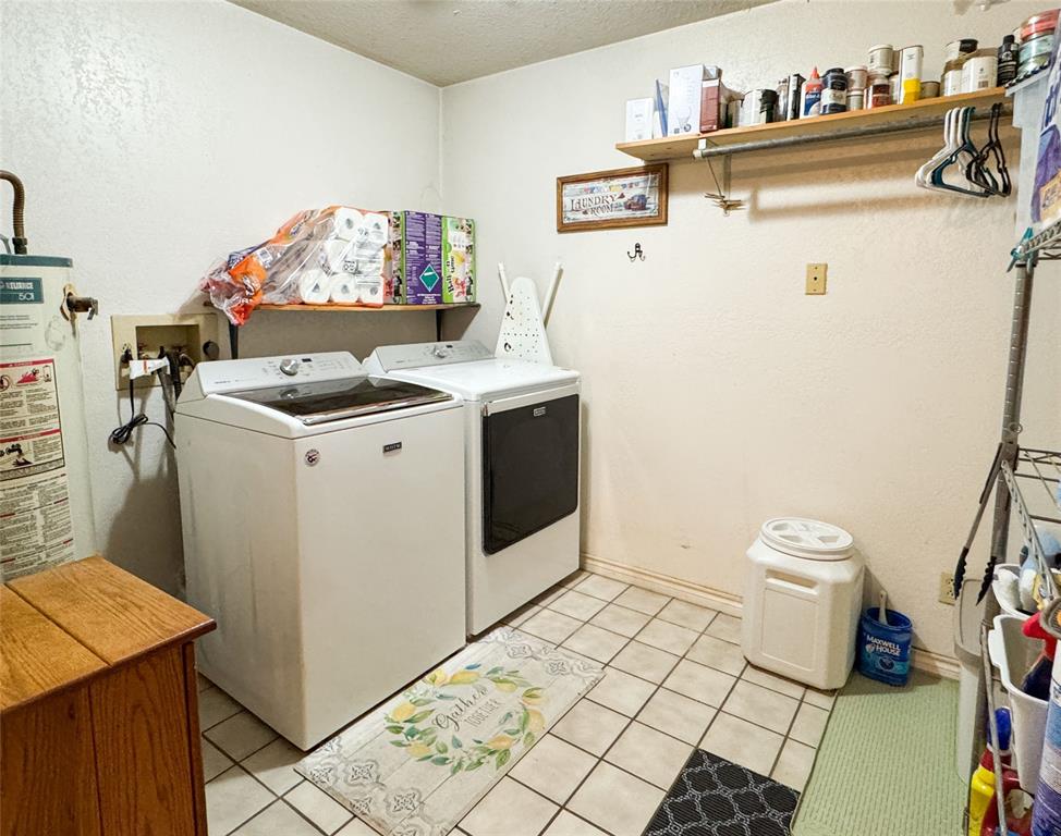 801 Highway 2214 Property Photo 17