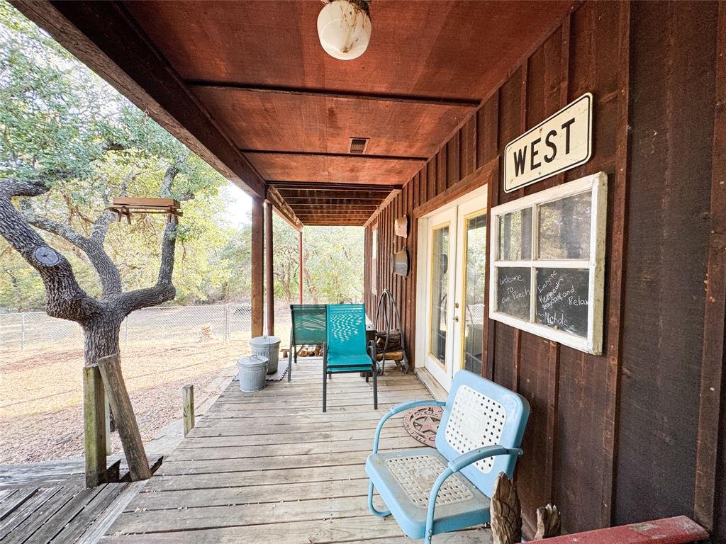 801 Highway 2214 Property Photo 30