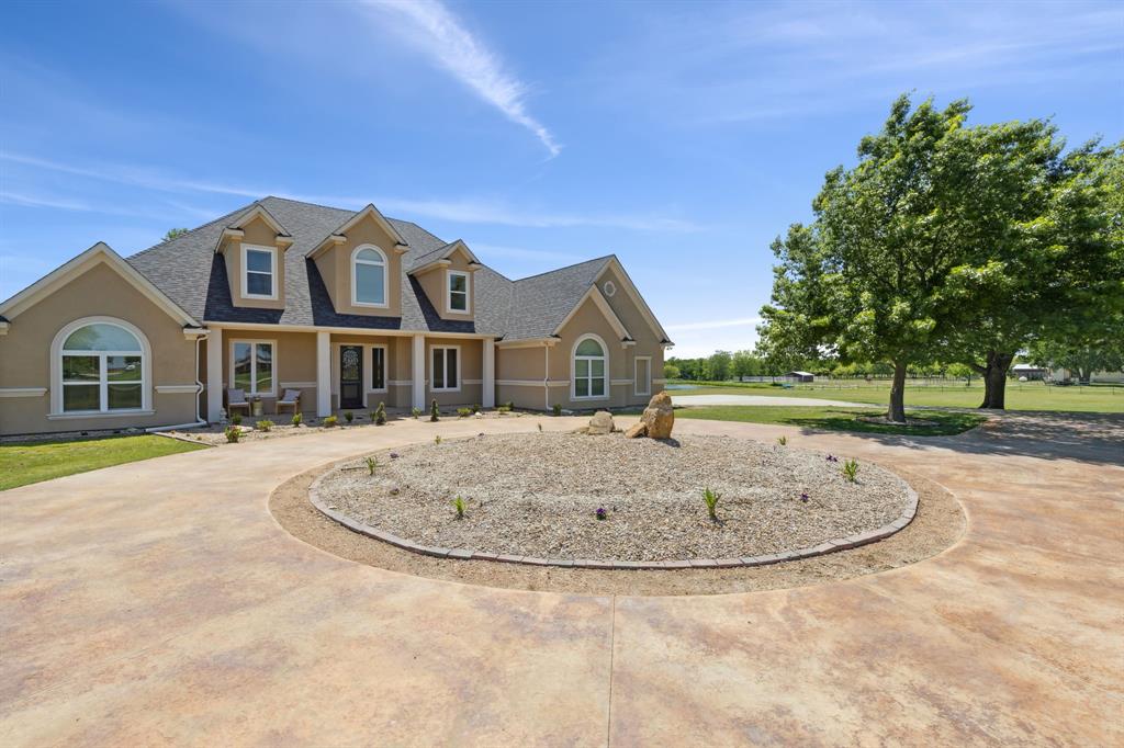 626 Scoggins Road Property Photo 4