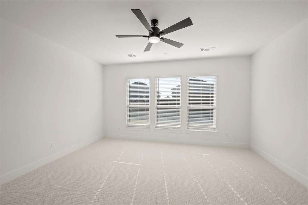 402 Crestview Drive Property Photo 19
