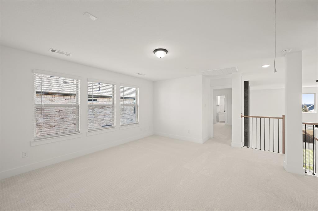 402 Crestview Drive Property Photo 26