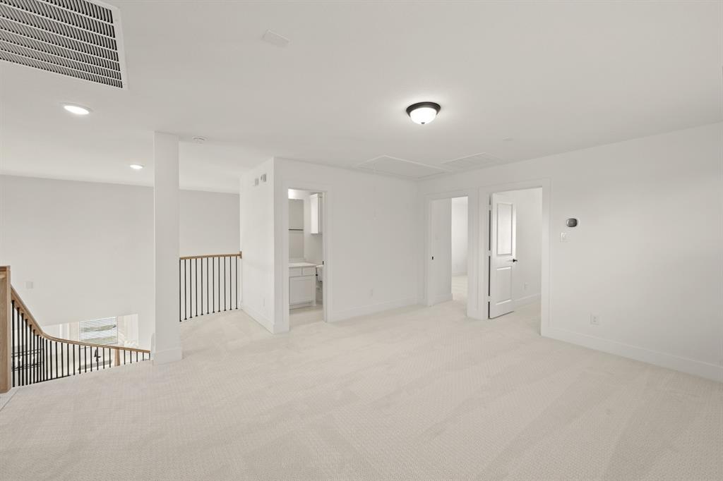 402 Crestview Drive Property Photo 27