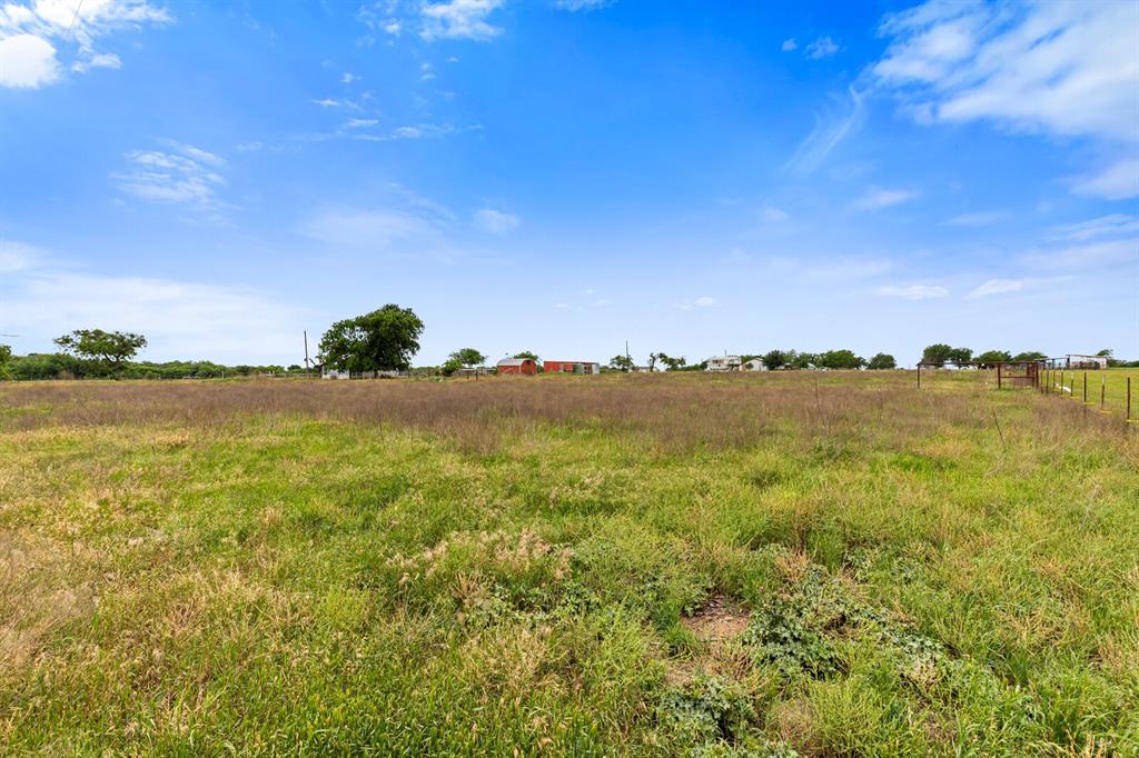 729 Twin Bends Road Property Photo 1