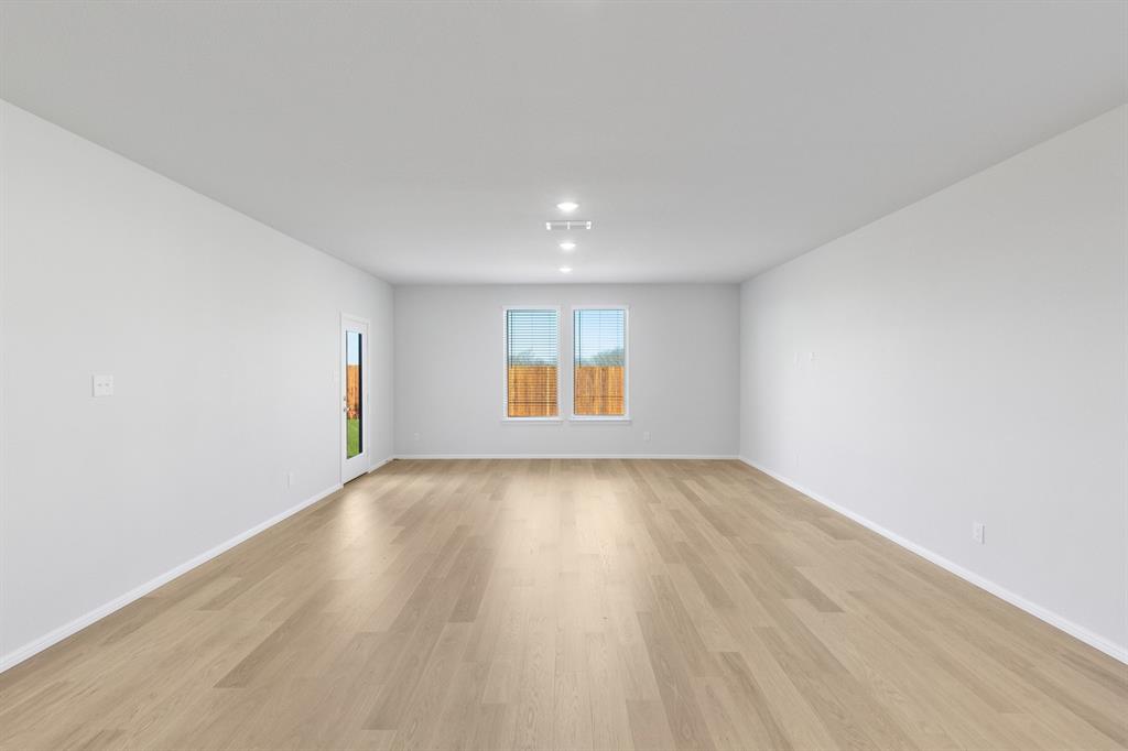 664 Poppy Lane Property Photo 13