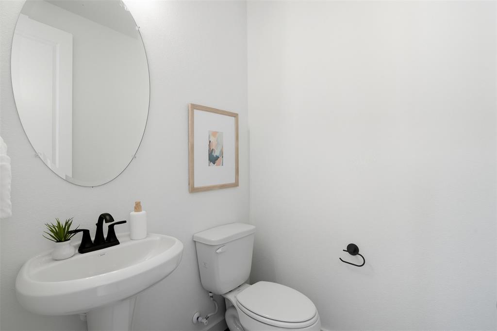 1626 Governors Boulevard Property Photo 18