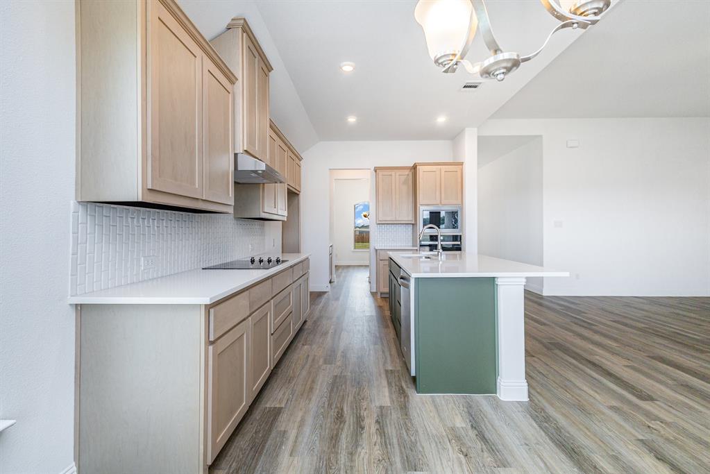 6044 Mango Property Photo 22