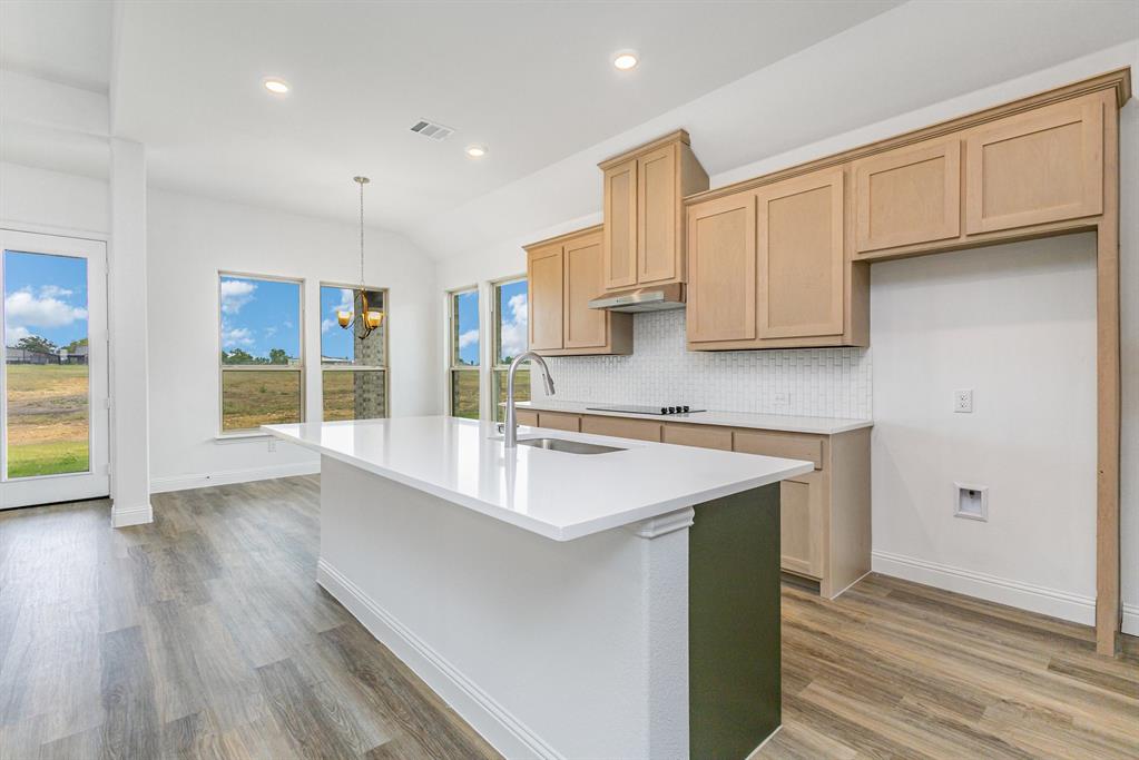 6044 Mango Property Photo 23