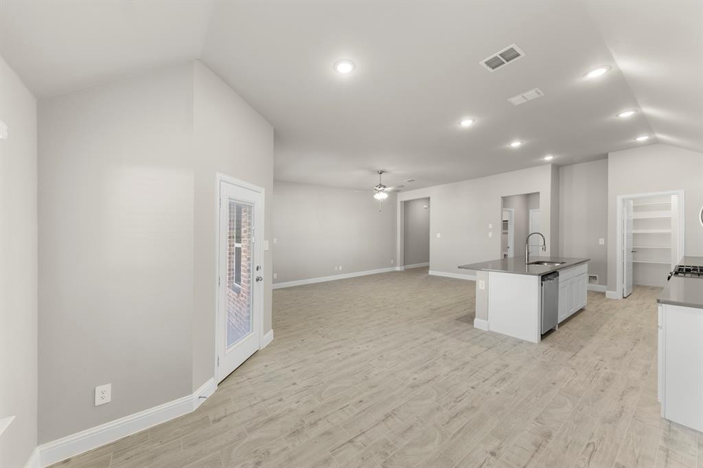 141 Whistling Duck Property Photo 13