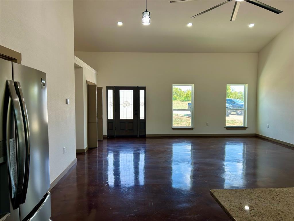 231 Hcr 1206 Property Photo 3