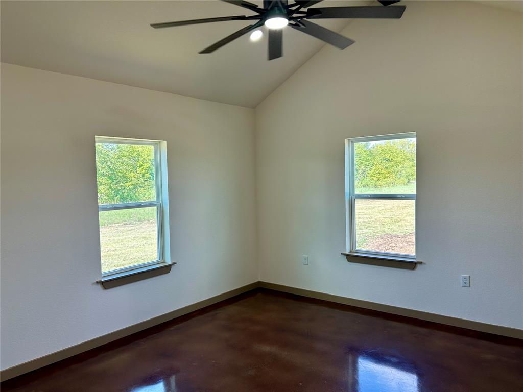 231 Hcr 1206 Property Photo 7