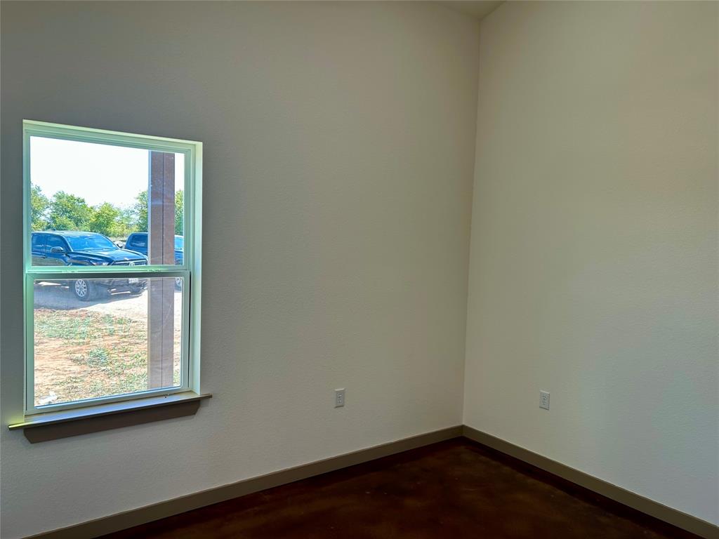 231 Hcr 1206 Property Photo 14
