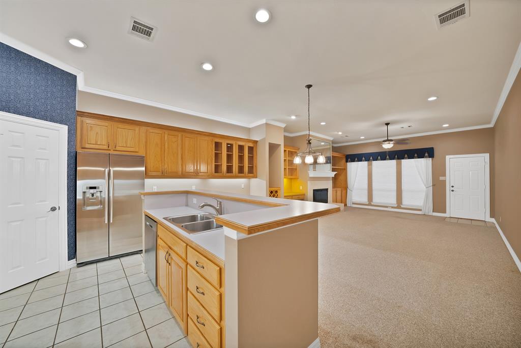 1220 Woodland Park Drive Property Photo 4