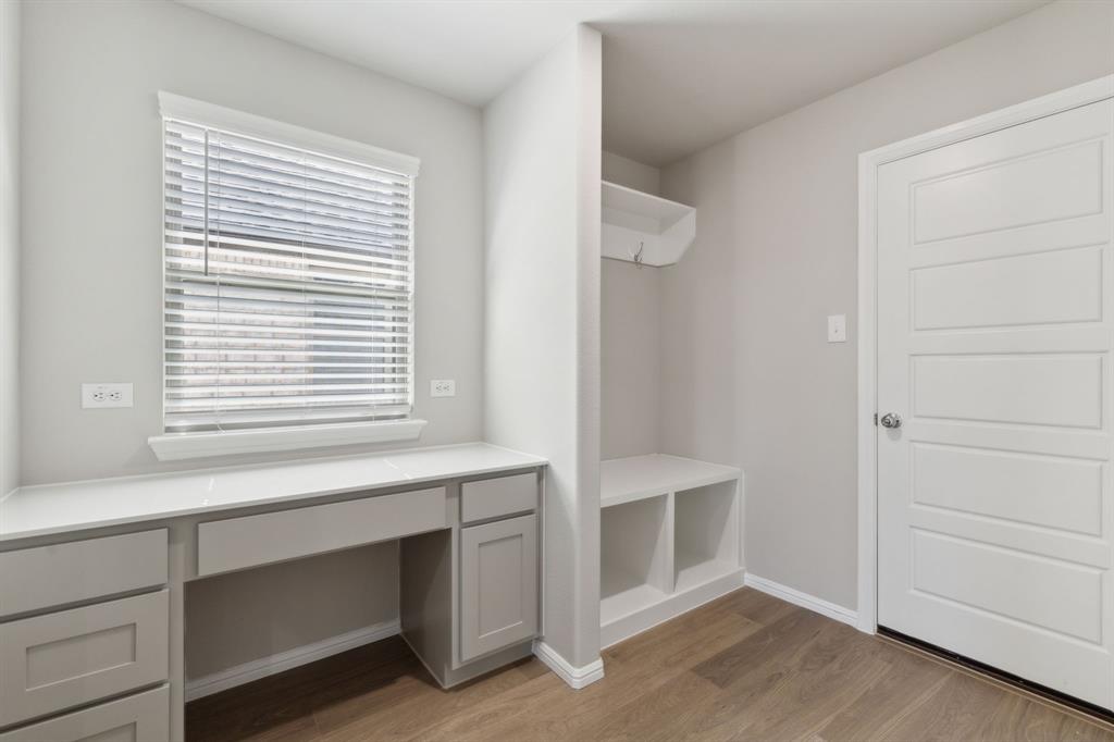 2485 Adenmore Lane Property Photo 27