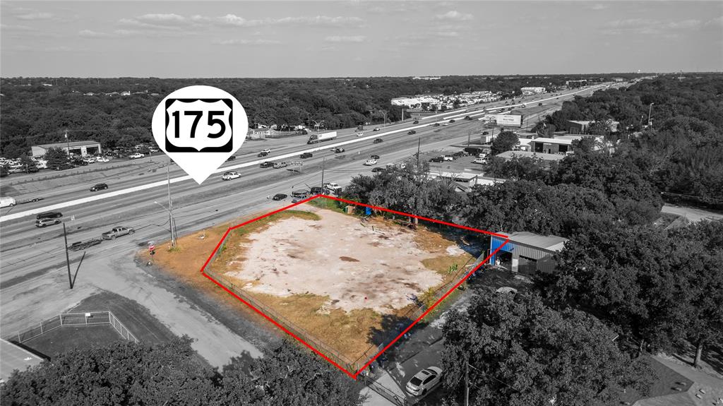 12550 C F Hawn Freeway Property Photo 4