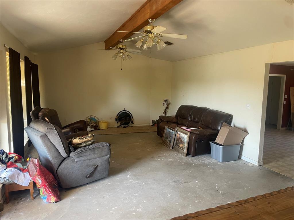 520 Cr 221 Property Photo 6