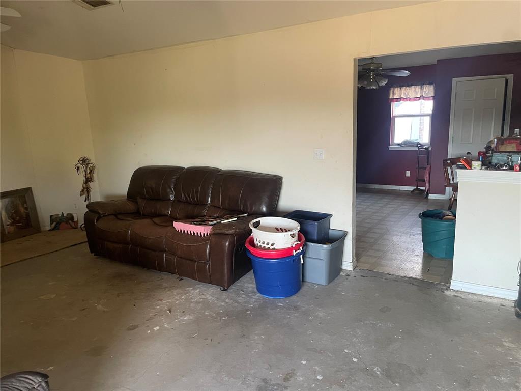 520 Cr 221 Property Photo 9