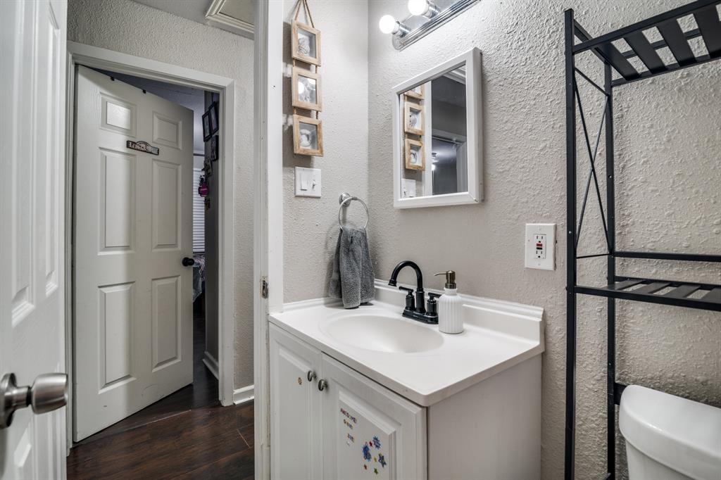 1309 Woodcrest Drive Property Photo 12