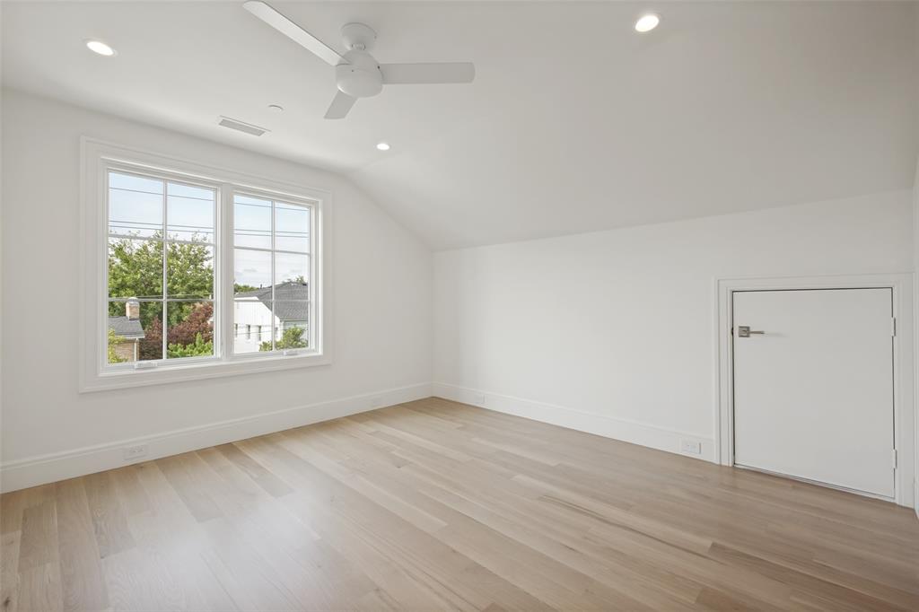 3420 Lovers Lane B Property Photo 26