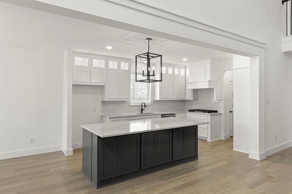 5701 Burford Lane Property Photo 9