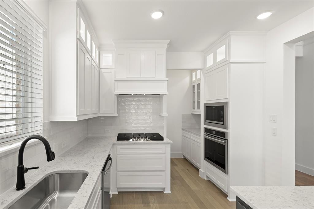 5701 Burford Lane Property Photo 10