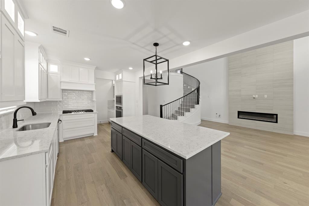 5701 Burford Lane Property Photo 11