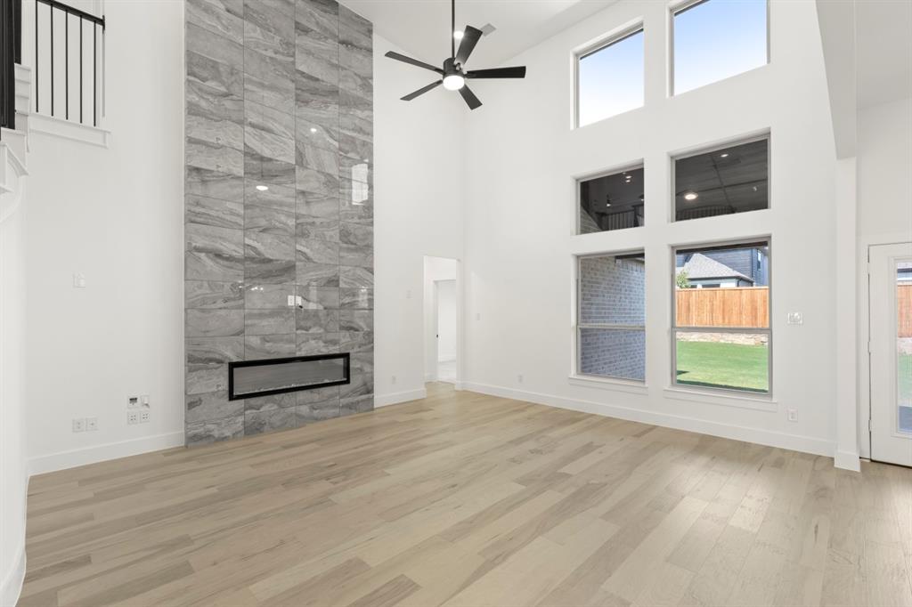5513 Burford Property Photo 5