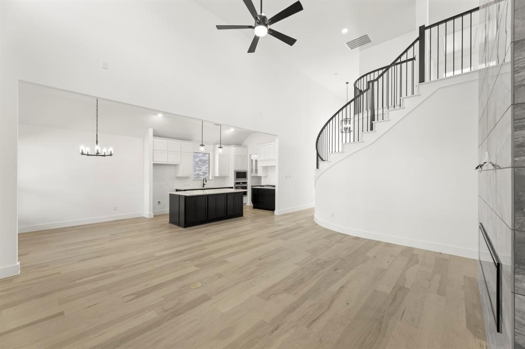 5513 Burford Property Photo 7