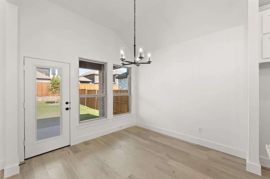 5513 Burford Property Photo 12