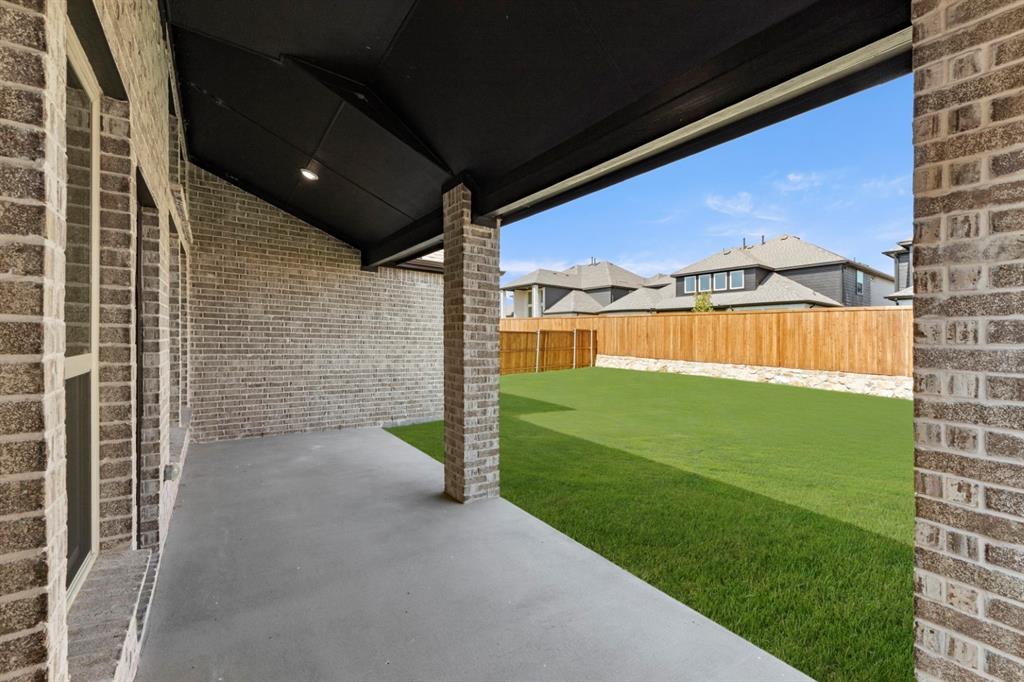 5513 Burford Property Photo 24