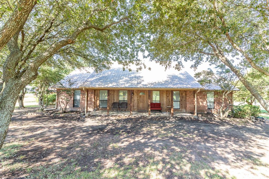 1194 Cedar Lane Property Photo 1