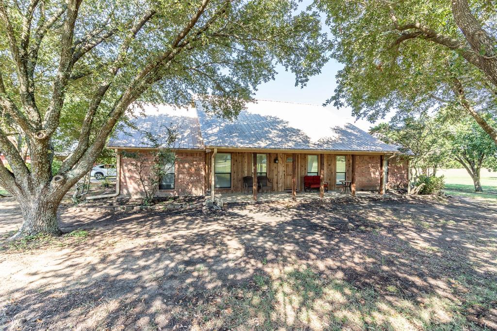 1194 Cedar Lane Property Photo 3