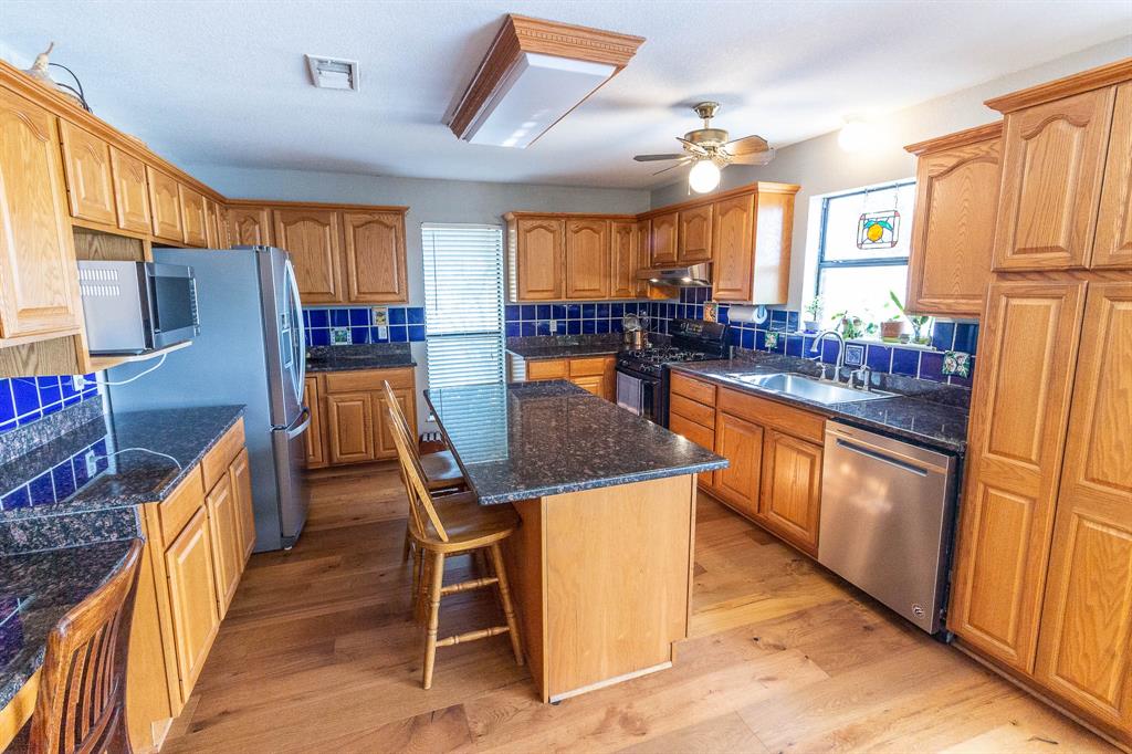 1194 Cedar Lane Property Photo 8