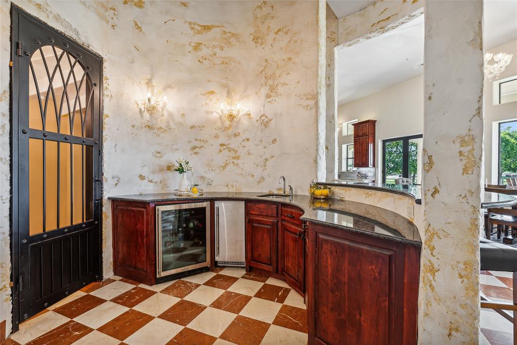 4568 Elm Bottom Circle Property Photo 15