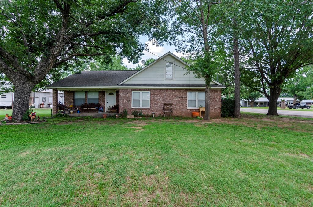 102 N Mesquite Street Property Photo 1