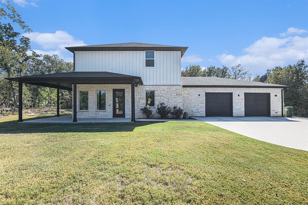 811 County Road 3451 Property Photo 1
