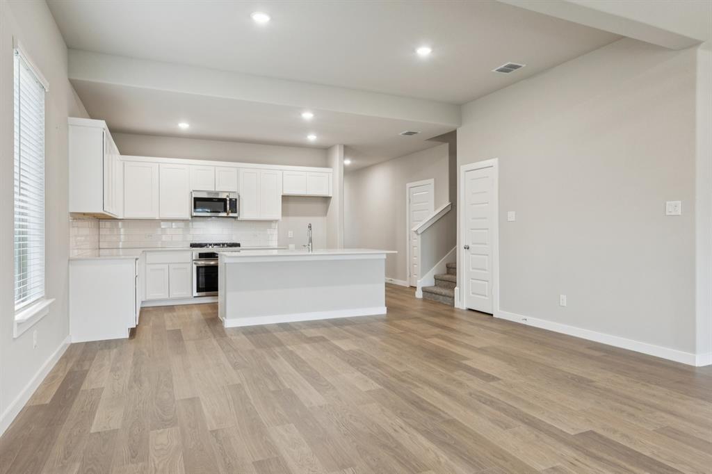 1111 Sunward Road Property Photo 11