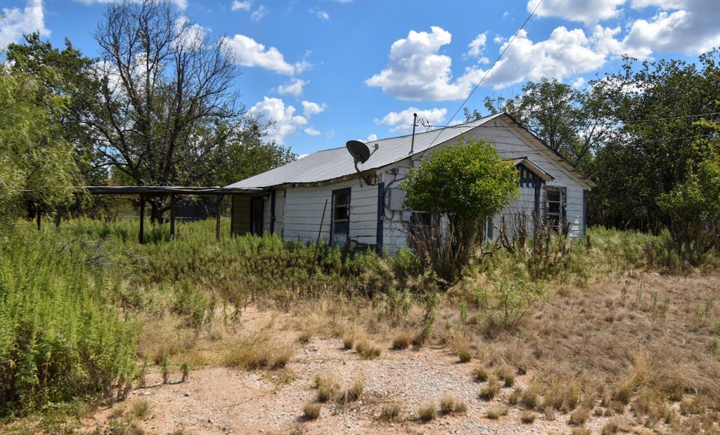 1101 S Plum Property Photo 2