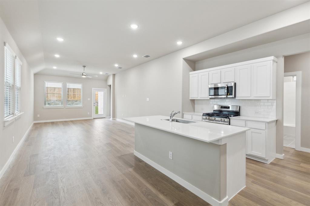 3906 Sandstone Drive Property Photo 11