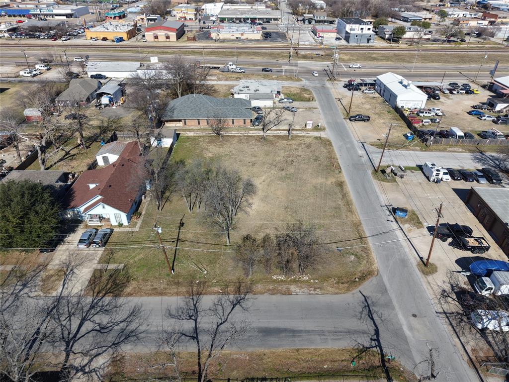 426 Dallas Street Property Photo 3