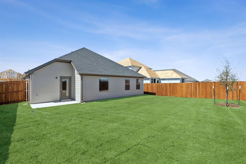 521 Whispering Winds Trail Property Photo 30