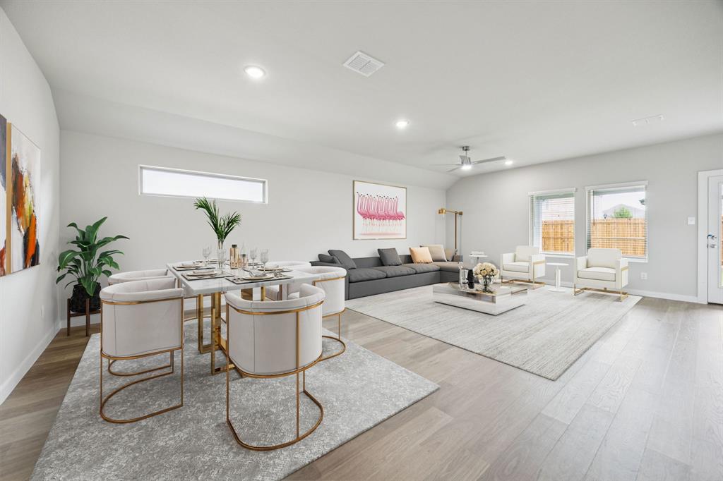 514 Regency Court Property Photo 10