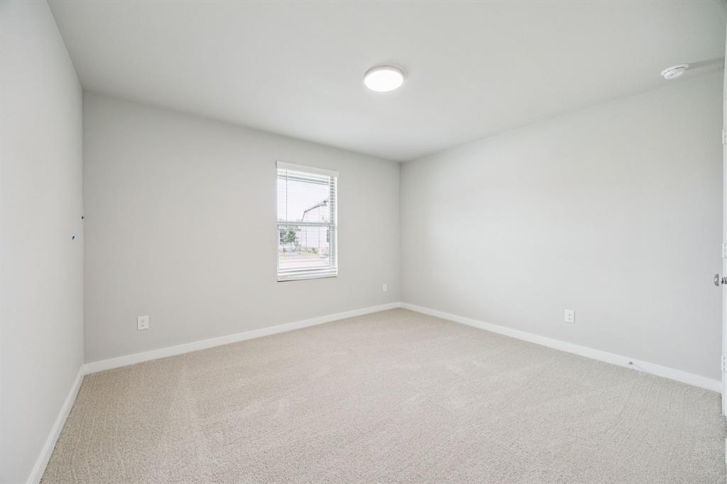 514 Regency Court Property Photo 23