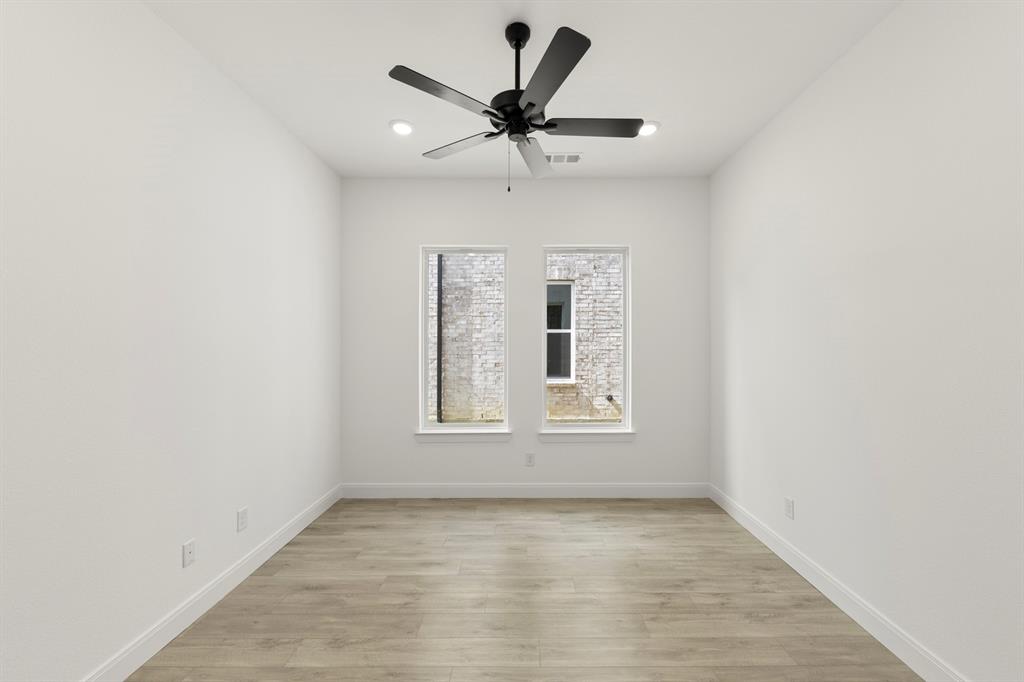 5313 Archeron Avenue Property Photo 7